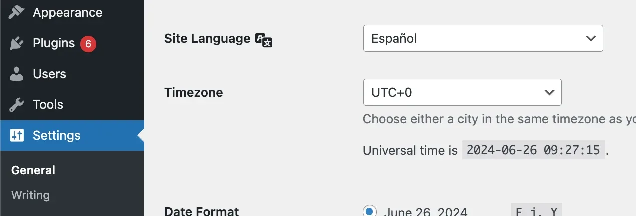 The WordPress Settings > General screen with the Site Language dropdown set to Español.